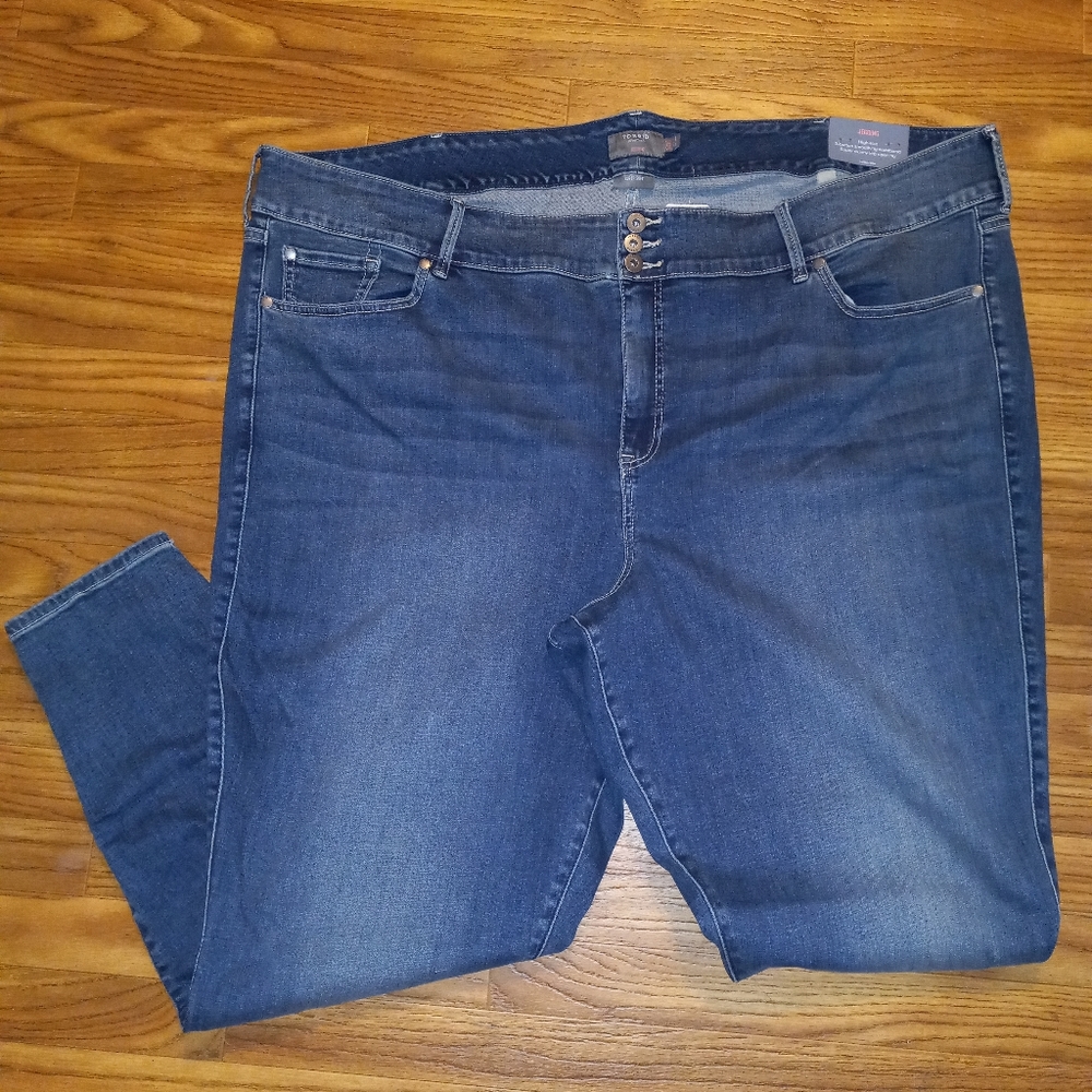 Torrid NWT size 30XT...